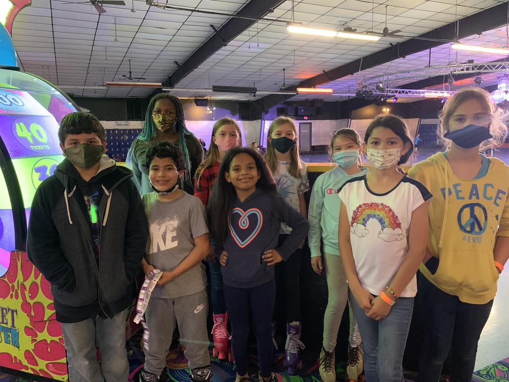 4th Graders at Skating Party