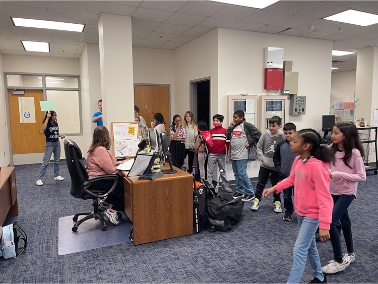 4th Graders from Liberty Park visited RPIMS Tuesday for a tour, snack, and performances from our RPIMS Cheerleaders as well as our Orchestra! Welcome to our new Rangers!