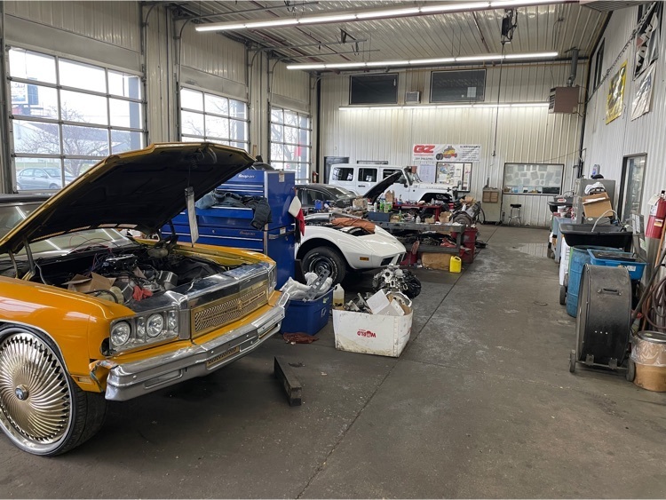 Auto Repair Shop at Steve Schmidt Racing