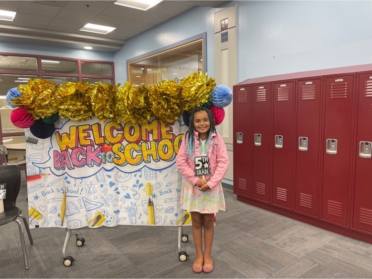 Back to School night at RPIMS was a great night for a selfie! What a great night of Ranger Pride…and meeting teachers!