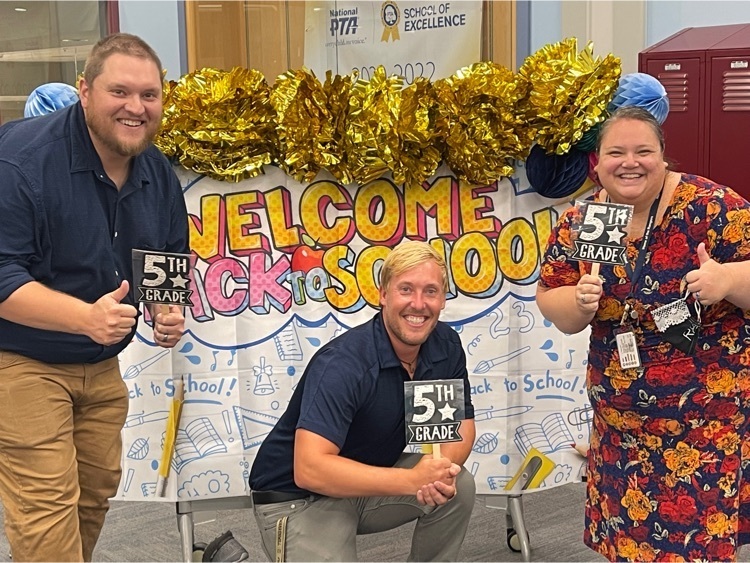 Back to School night at RPIMS was a great night for a selfie! What a great night of Ranger Pride…and meeting teachers!