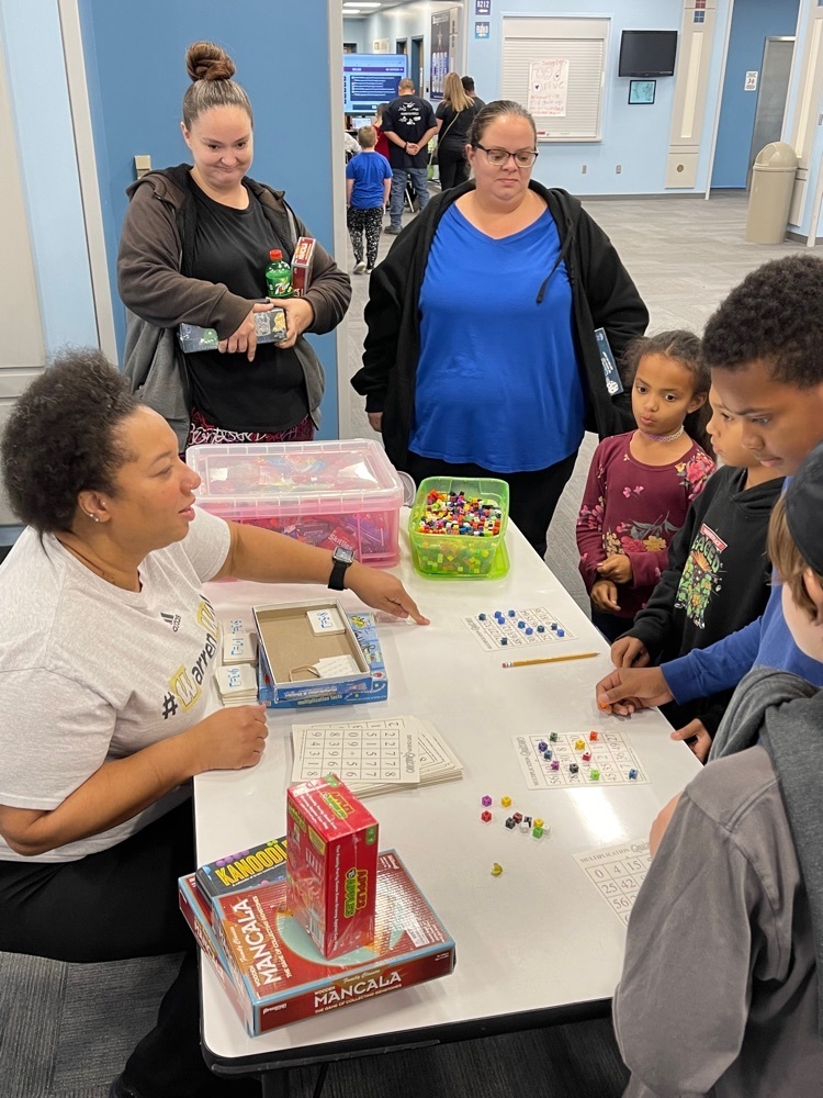 What a WONDERFUL Math Night for our Ranger students and families. The smiles, word problems, estimation, Math BINGO, and Blooket was just Math-perfection! The raffle for can goods was pouring in!